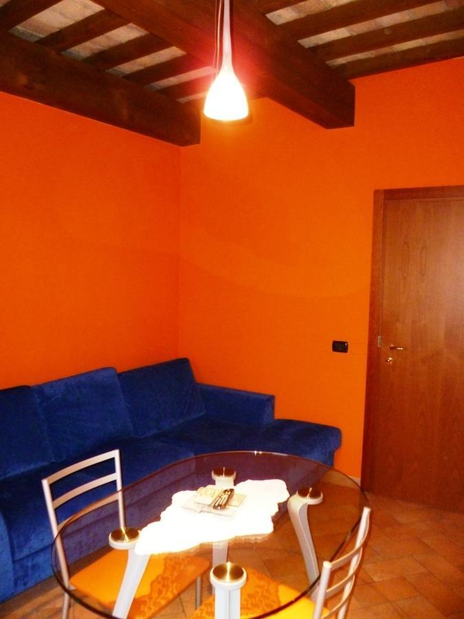 Hotel Santa Chiara SantʼAngelo in Vado Pokój zdjęcie