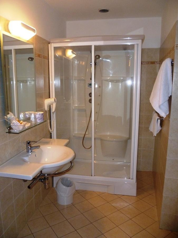 Hotel Santa Chiara SantʼAngelo in Vado Pokój zdjęcie